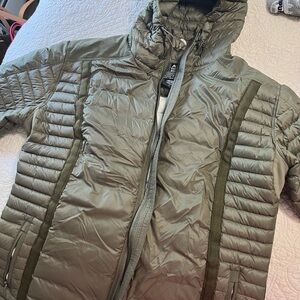 Kuhl Womens Olive Green Puffer Jacket